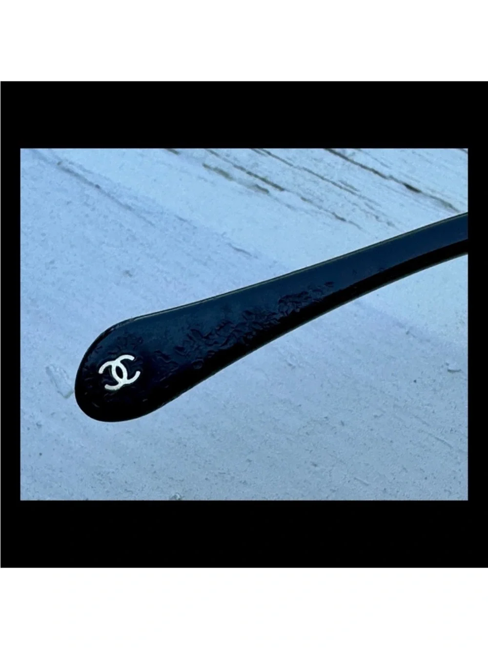 CHANEL Black Rectangular Logo Sunglasses - Black